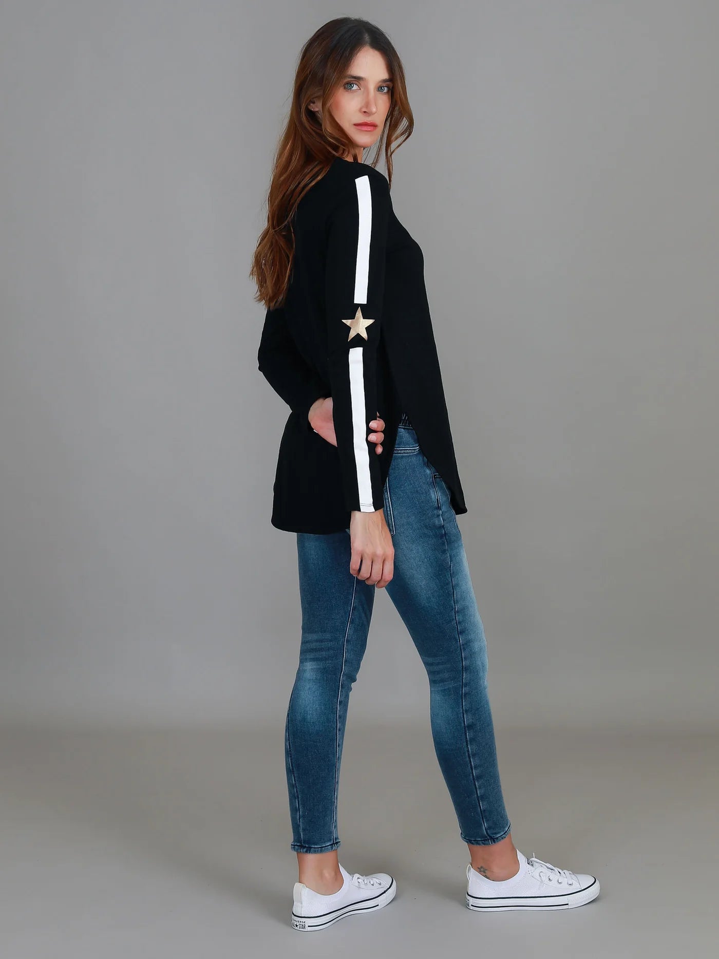 Junee Curved Hem Long Sleeve Tshirt