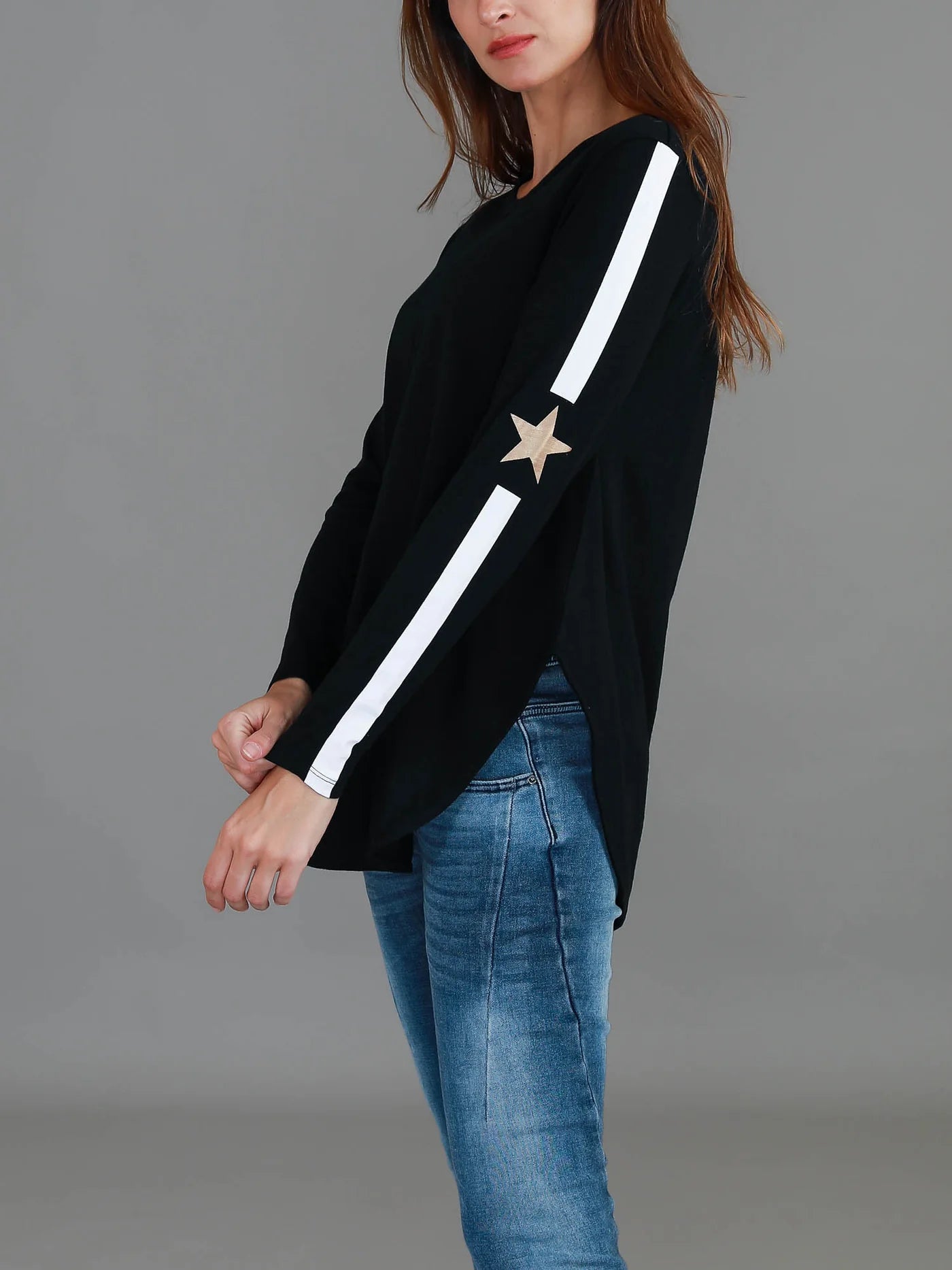 Junee Curved Hem Long Sleeve Tshirt