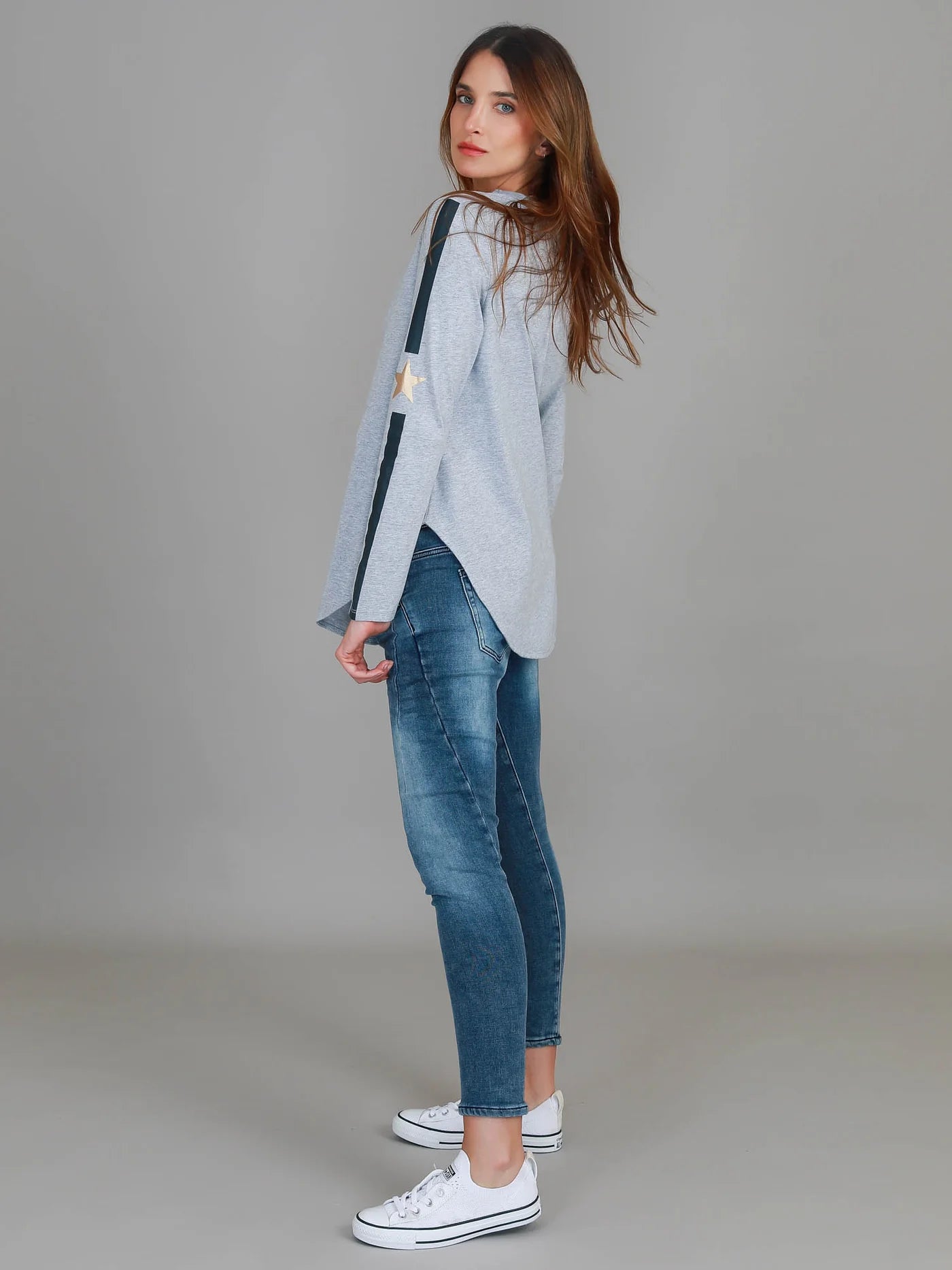 Junee Curved Hem Long Sleeve Tshirt