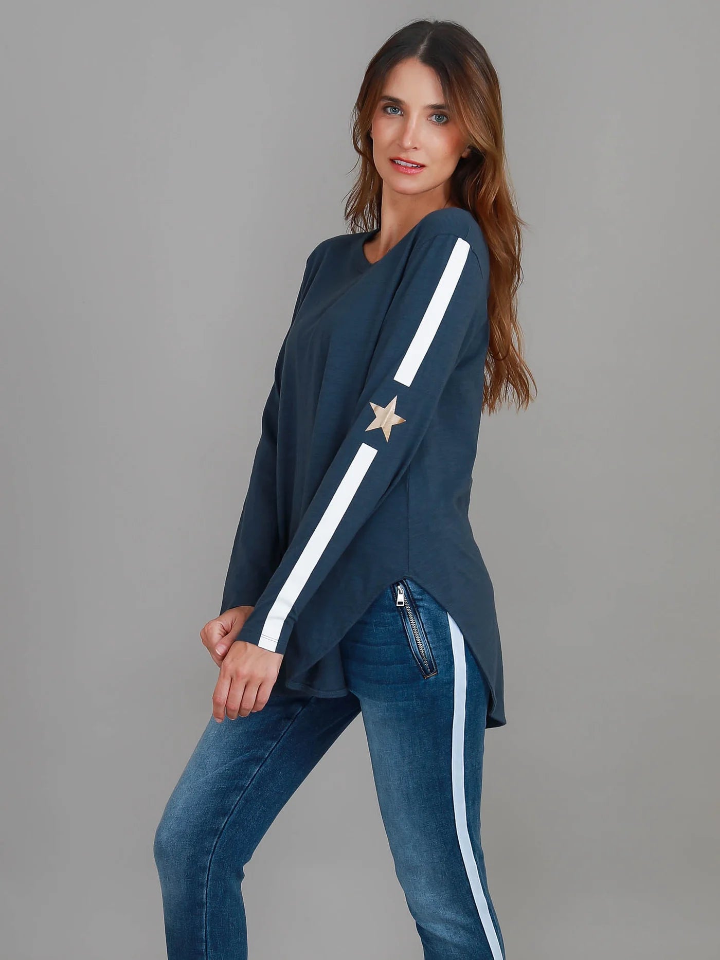 Junee Curved Hem Long Sleeve Tshirt