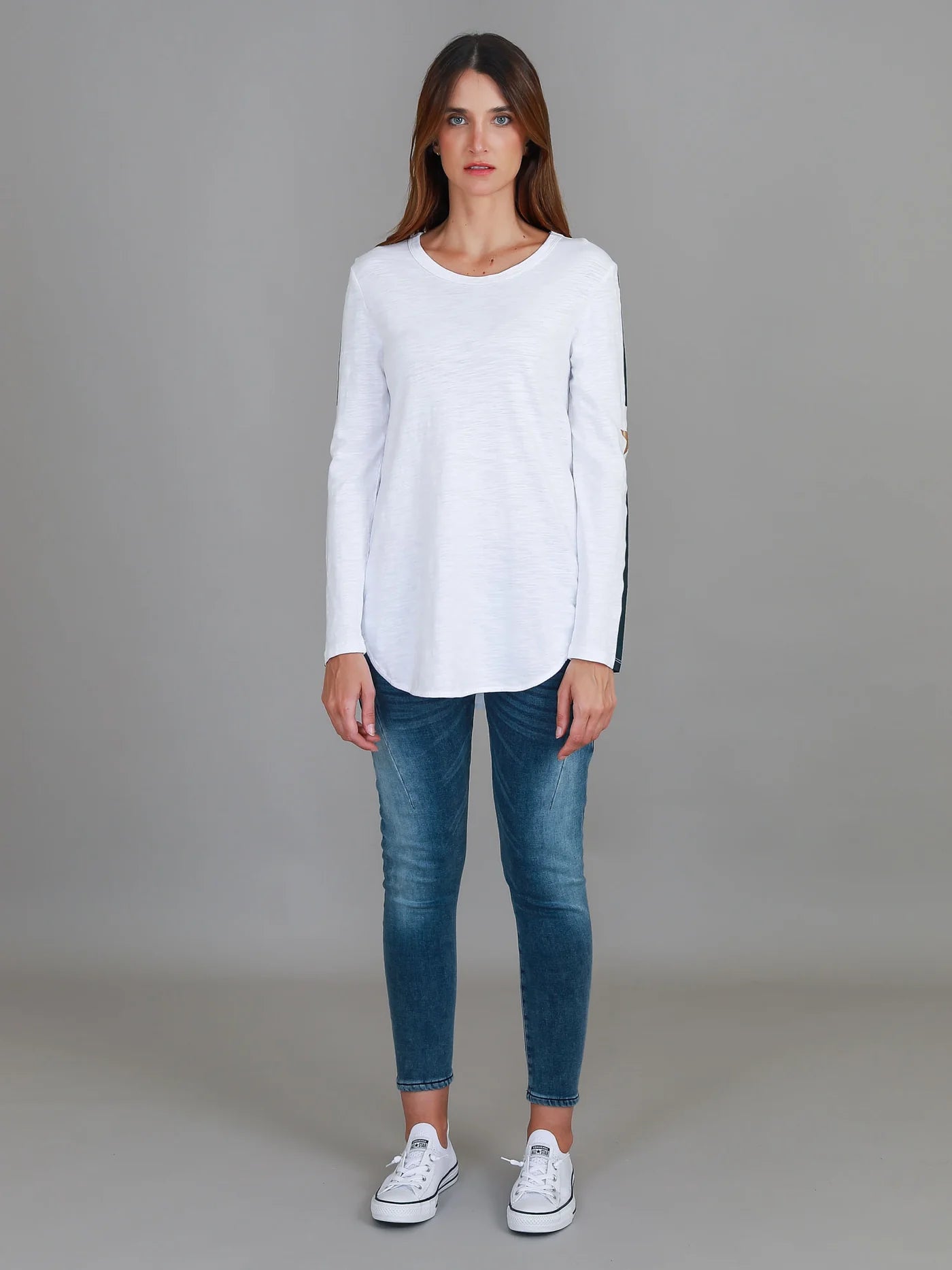 Junee Curved Hem Long Sleeve Tshirt