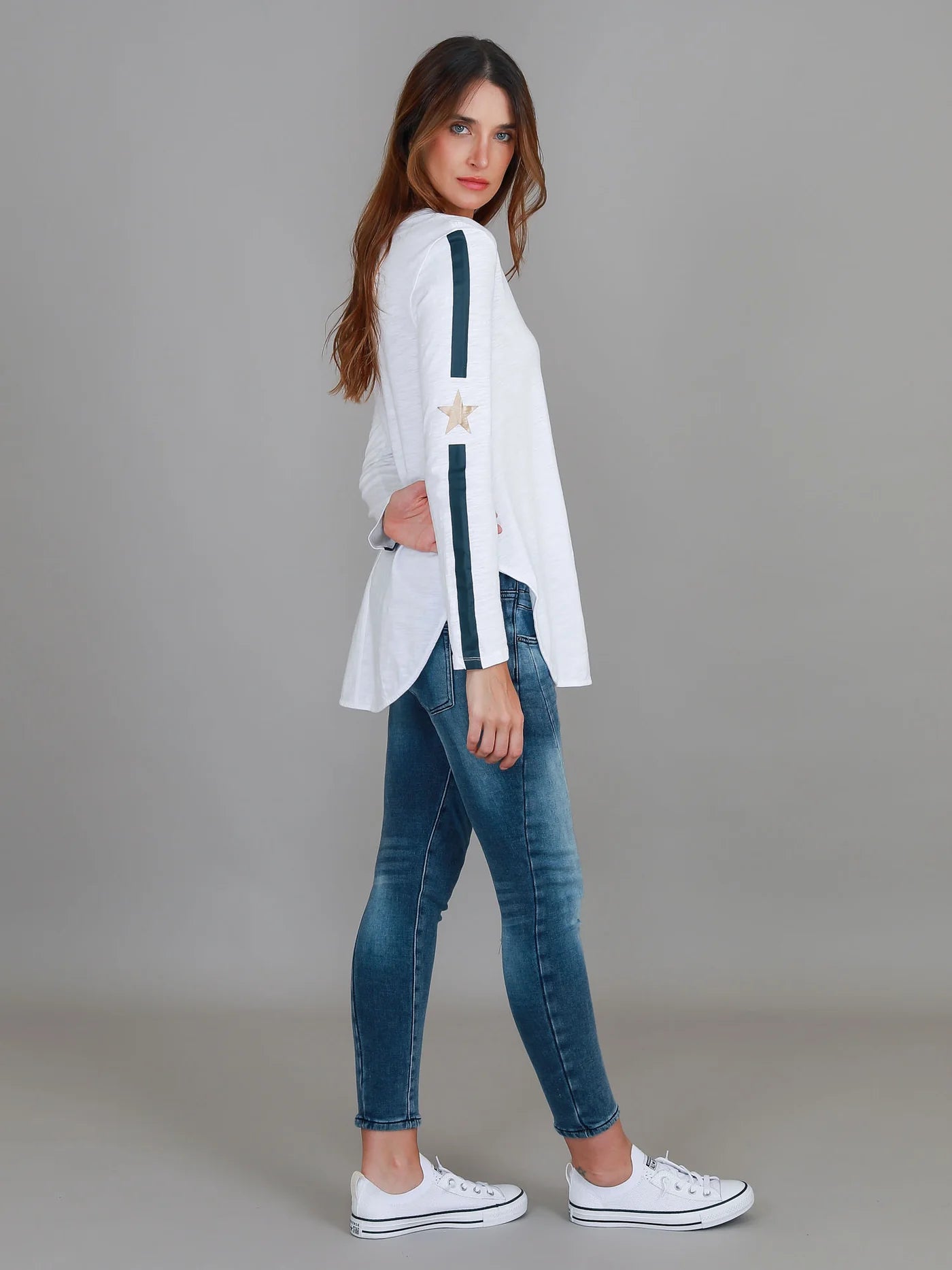 Junee Curved Hem Long Sleeve Tshirt