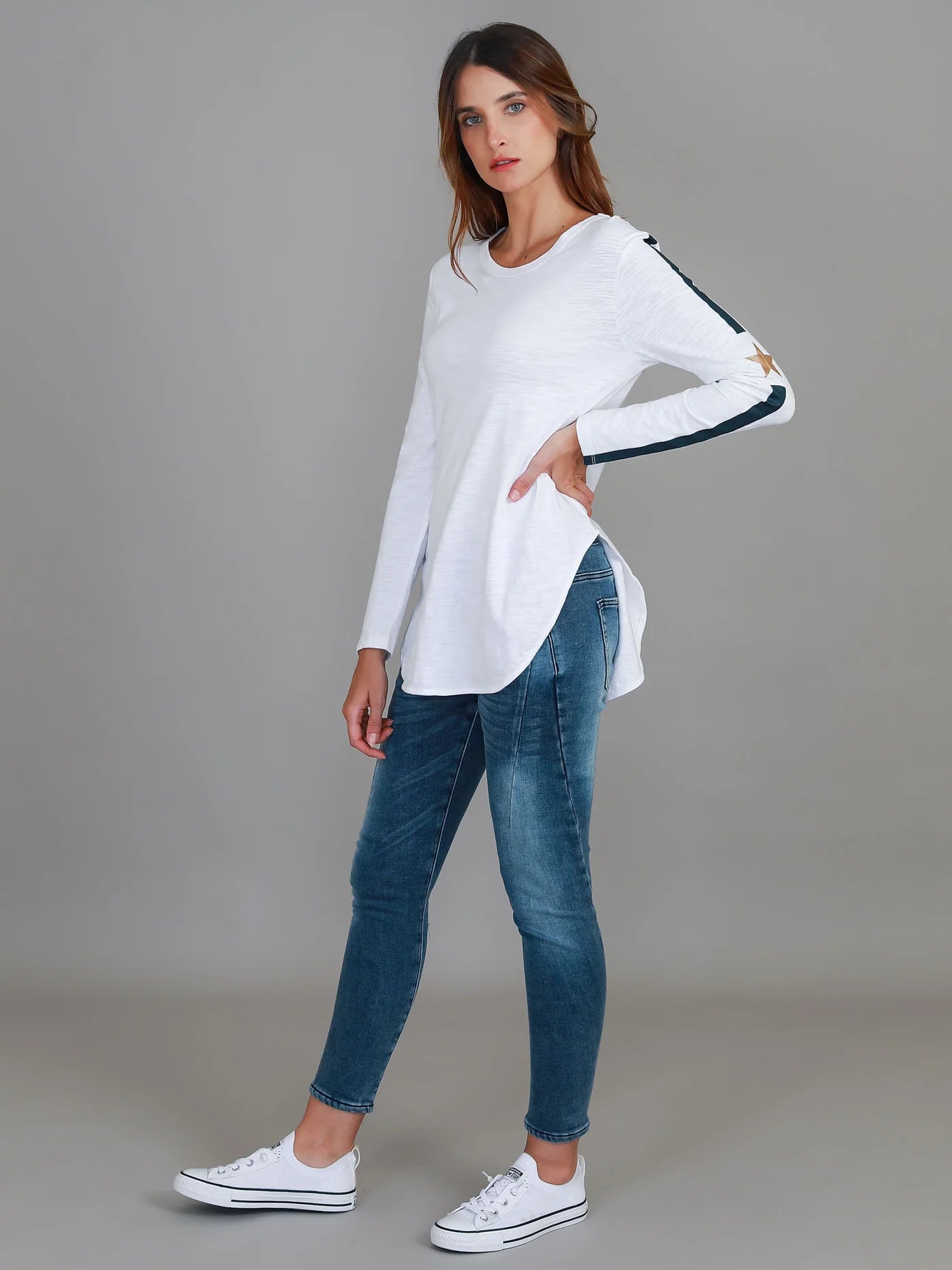 Junee Curved Hem Long Sleeve Tshirt