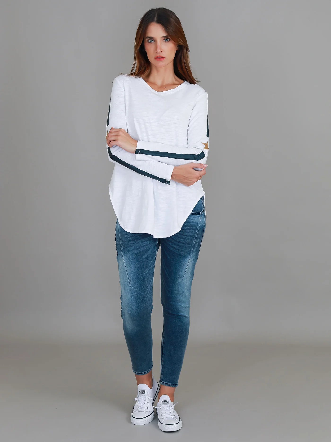 Junee Curved Hem Long Sleeve Tshirt