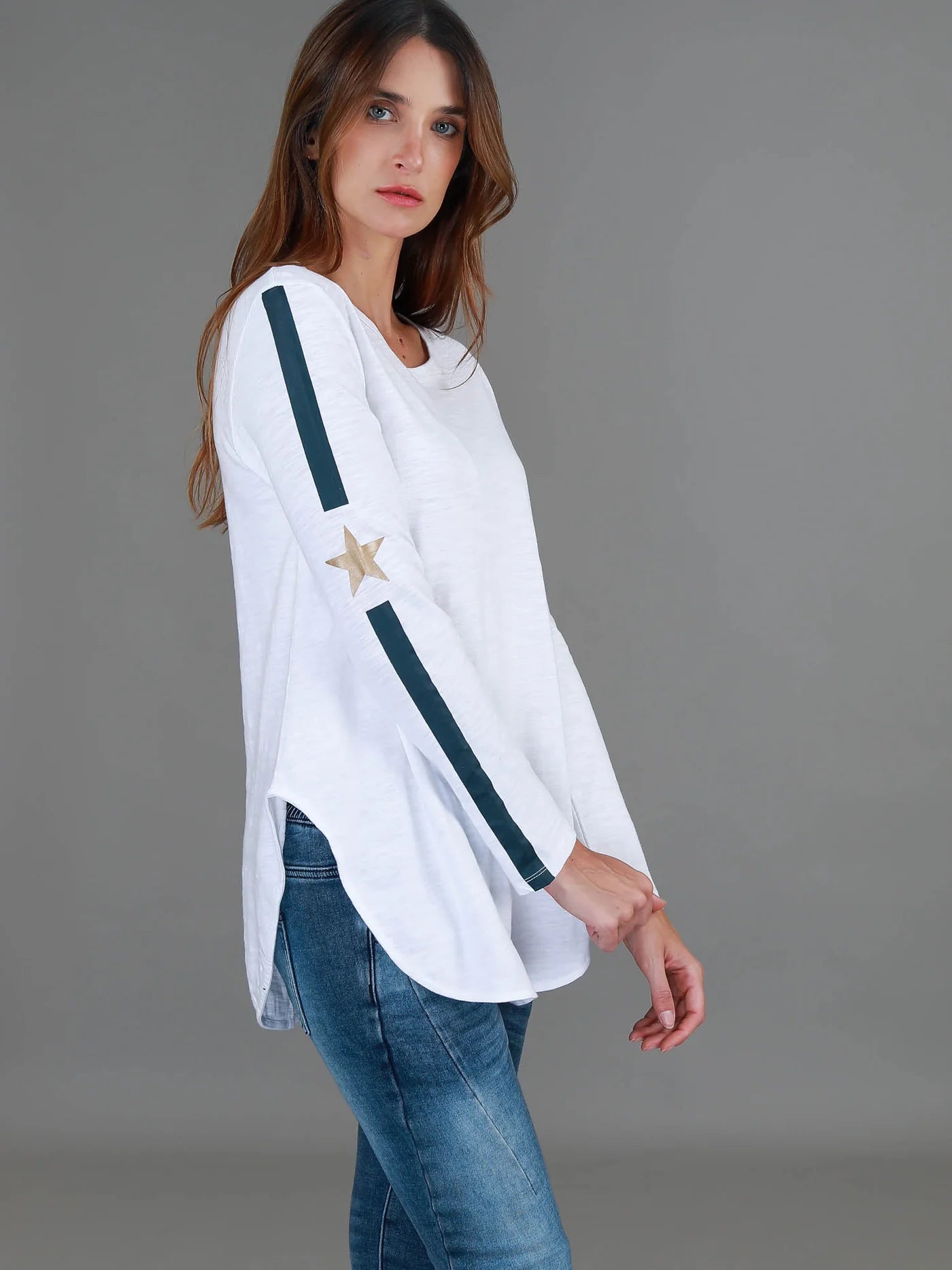 Junee Curved Hem Long Sleeve Tshirt