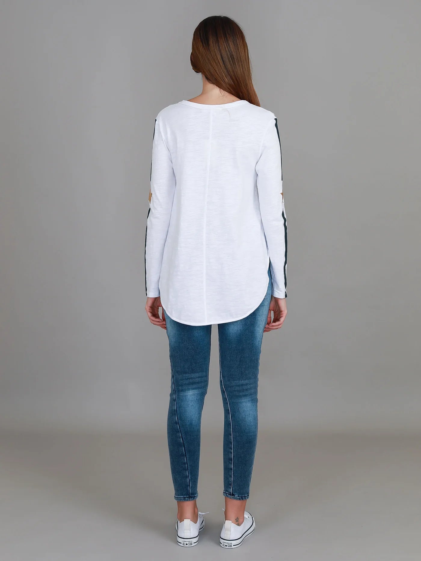 Junee Curved Hem Long Sleeve Tshirt