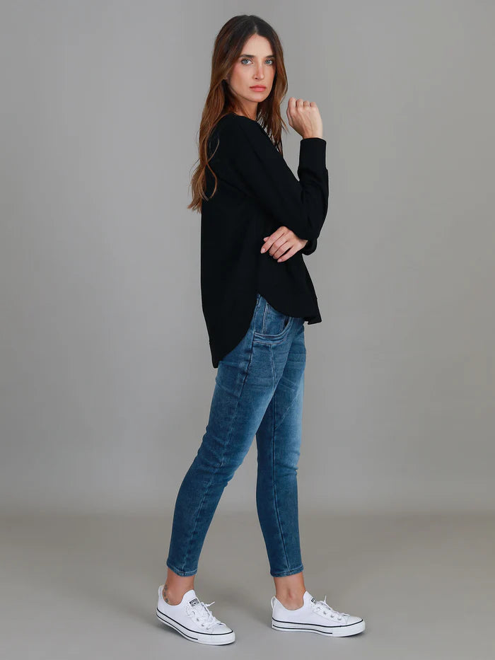 Charlotte Curve Hem Sweater (Plus Size)