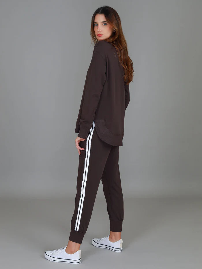 Charlotte Curve Hem Sweater (Plus Size)