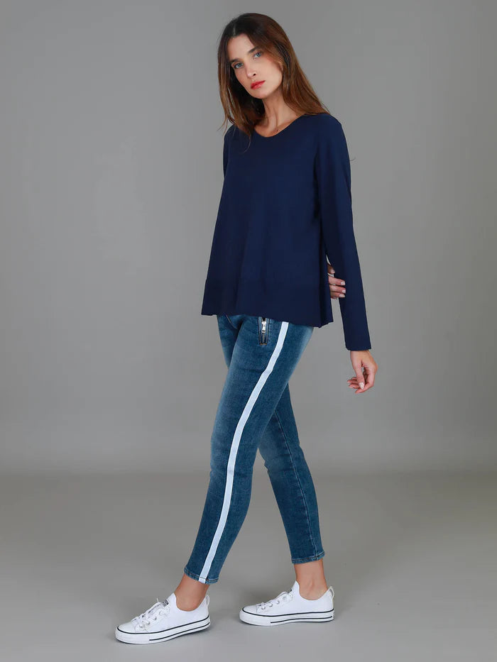 Sonya Long Sleeve Cropped Hip-Length T-Shirt