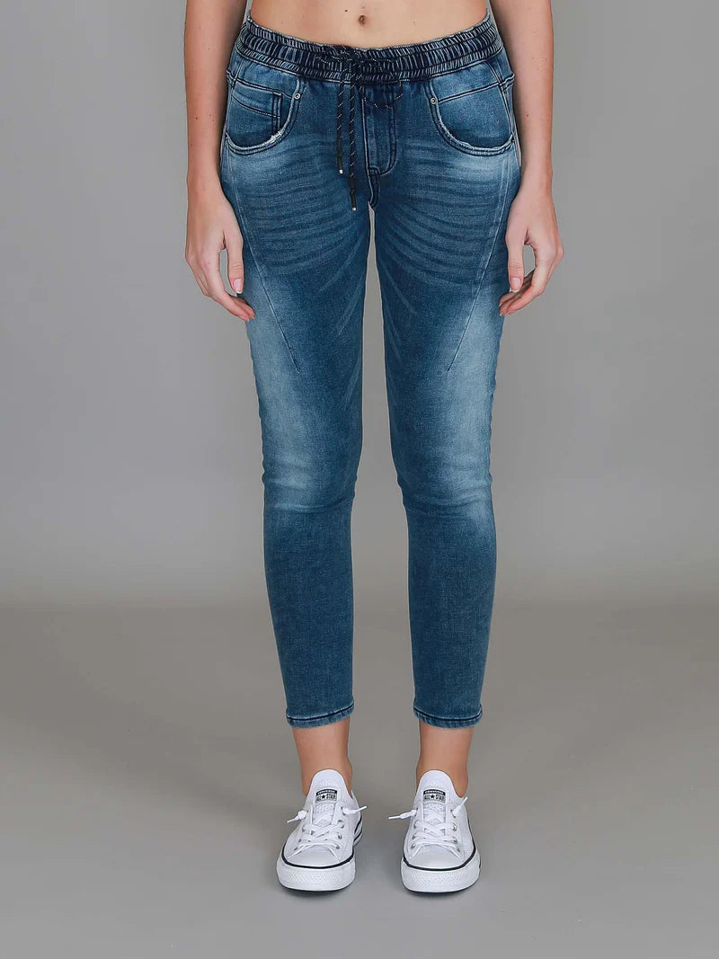 Margot Jogger Drawstring Jeans (Plus Size)