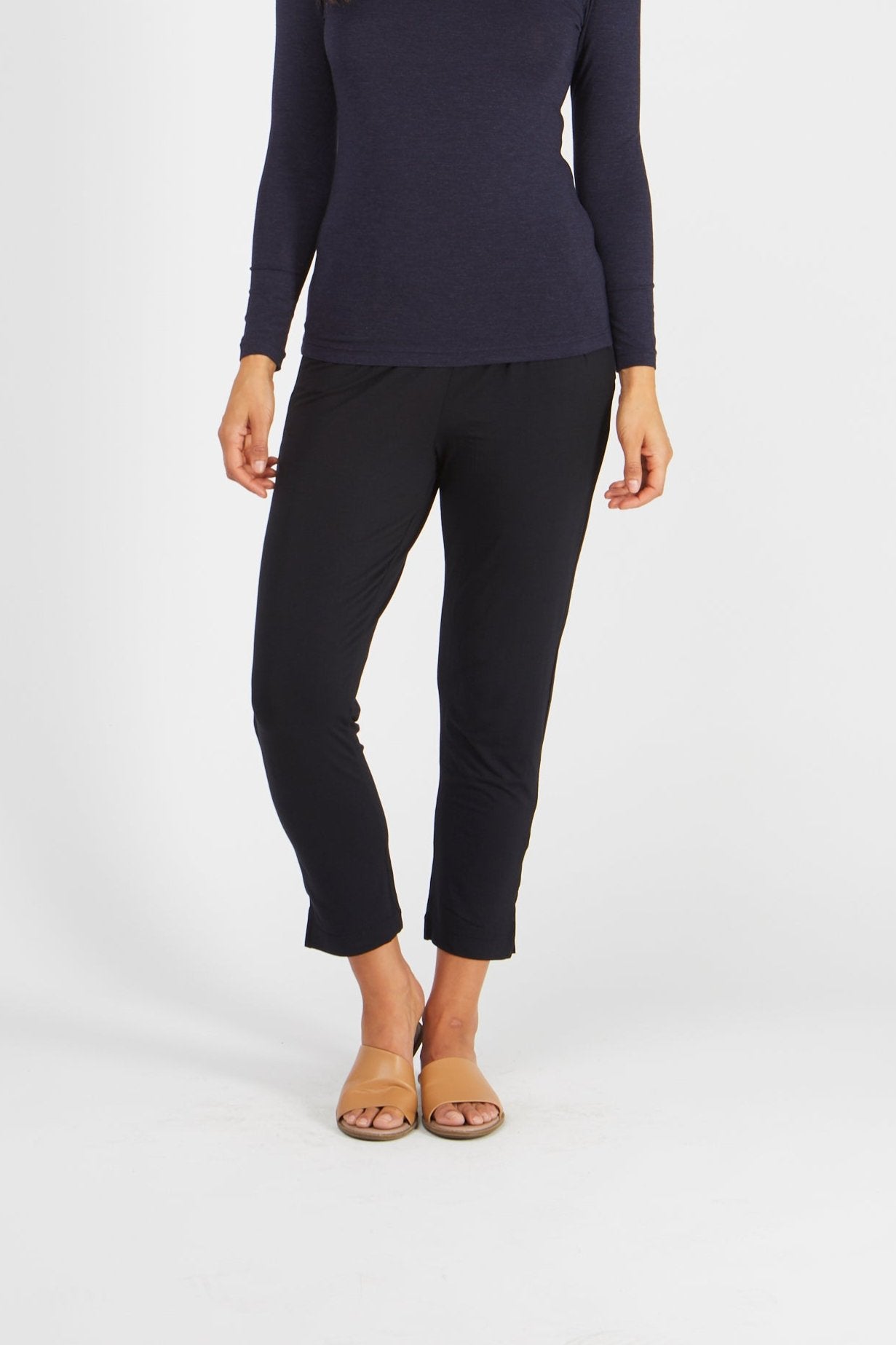 Breeze Pant Navy Travel Pant Tani