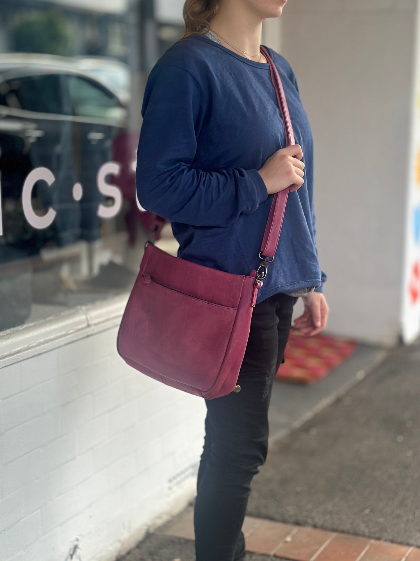 'Camilla' Leather Shoulder Bag