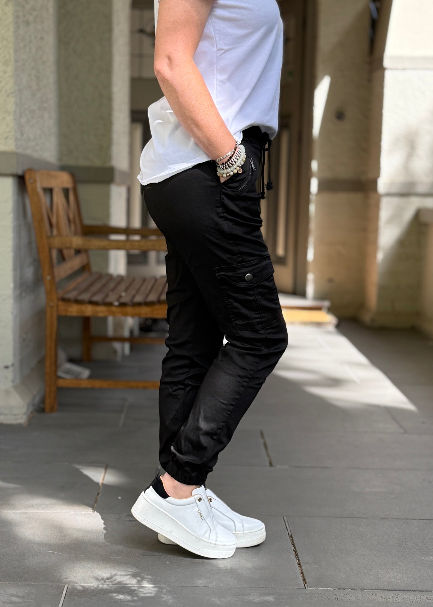 Joey Joggers || Black