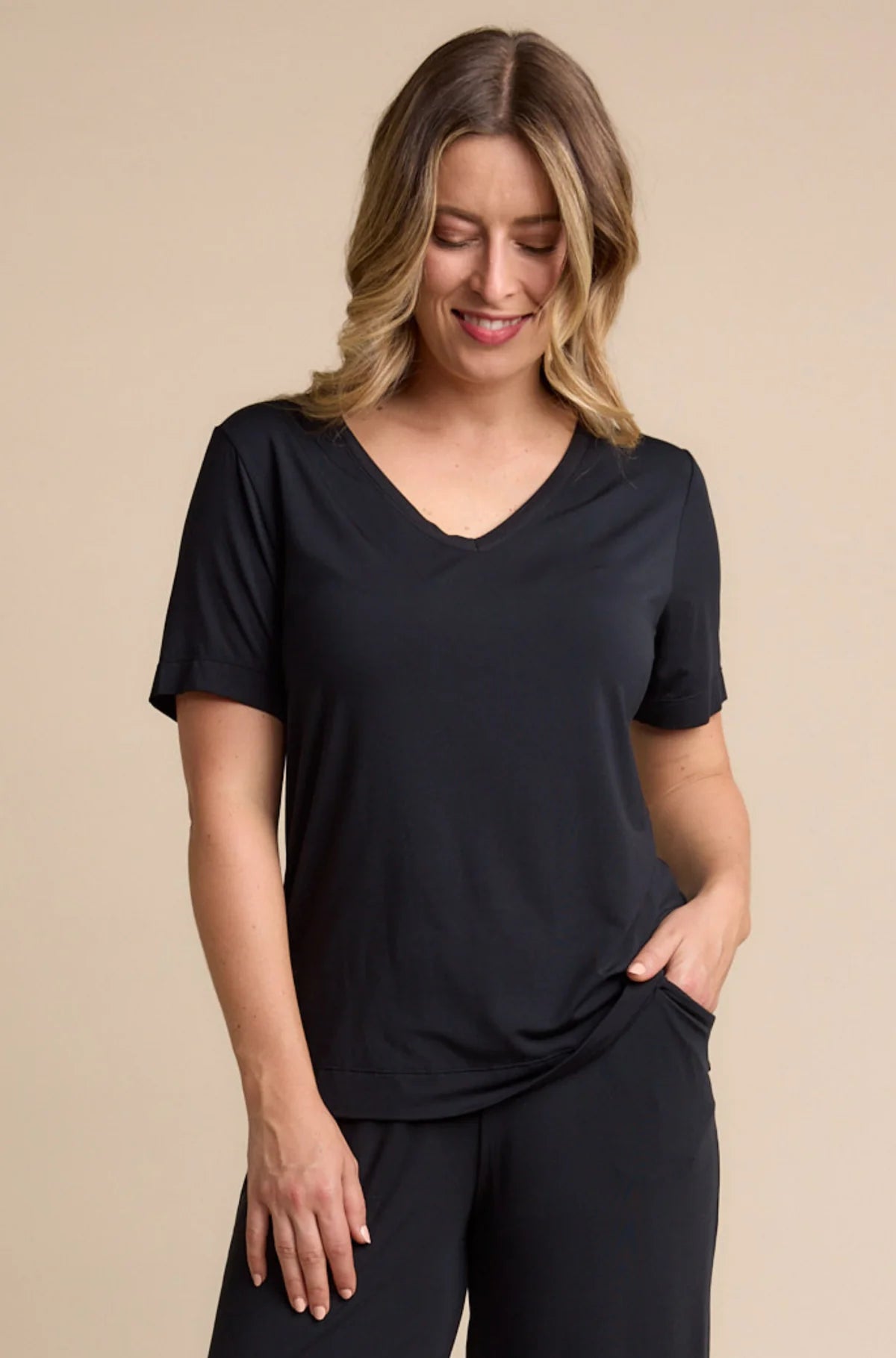 Ella V Neck Tshirt - Black