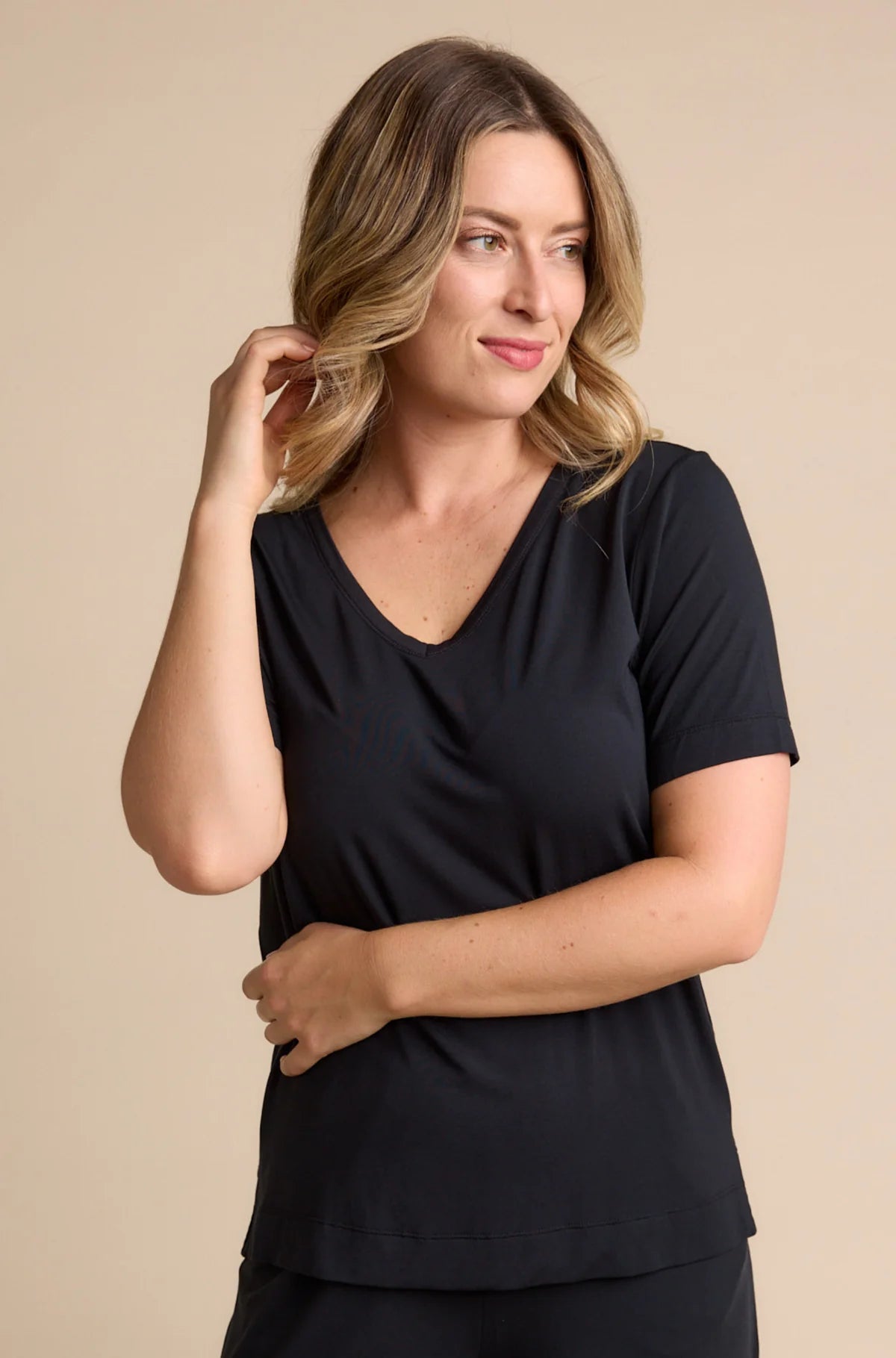 Ella V Neck Tshirt - Black