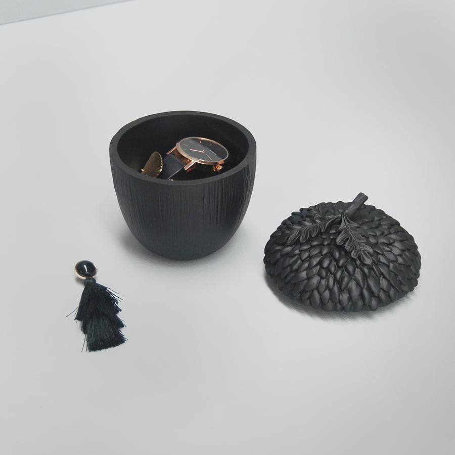 BLACK ACORN SECRET BLACK ACORN BOX STOCKIST BLACK ACORN BOX BLACK ACORN JEWELLERY BOX WHITE MOOSE ACORN BOX