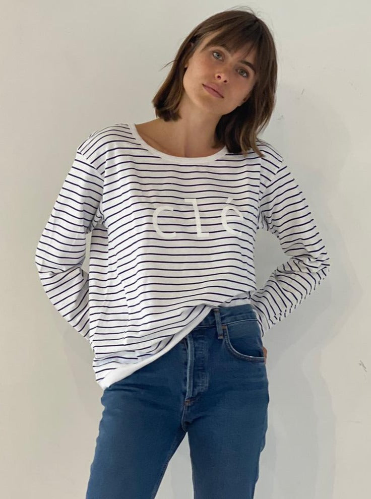 Buy Cle Organic Essentials Buy Cle Organic Clothing online Stockist Cle Clothing Cle Organic Clothing Cle Organic Logo Sweater Cle Organic Sophia Tshirt Basic State Cle Australian Stockist Cle Clothing Stockists Plus Size Cle Logo Sweater
