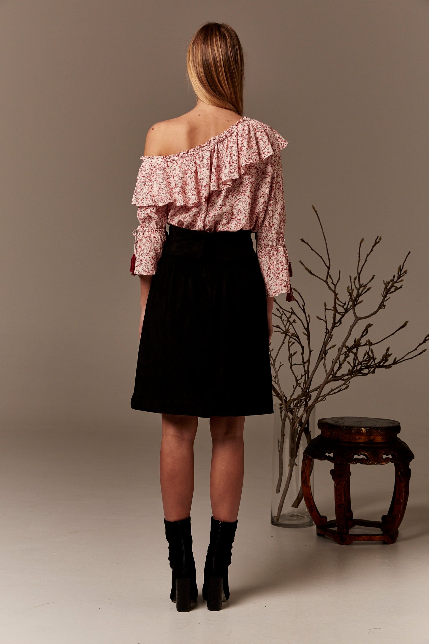Gysette Harlan off the shoulder long sleeve top red and white print Basic State