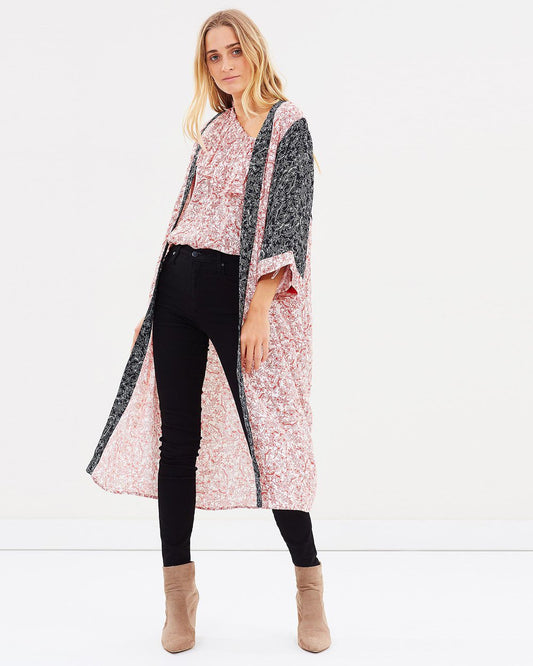 Gysette Rommani Kimono Black and Red Kimono