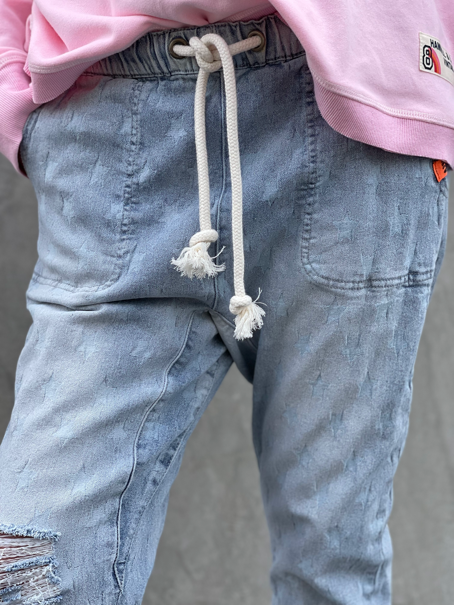 Faded Star Cropped Jeans