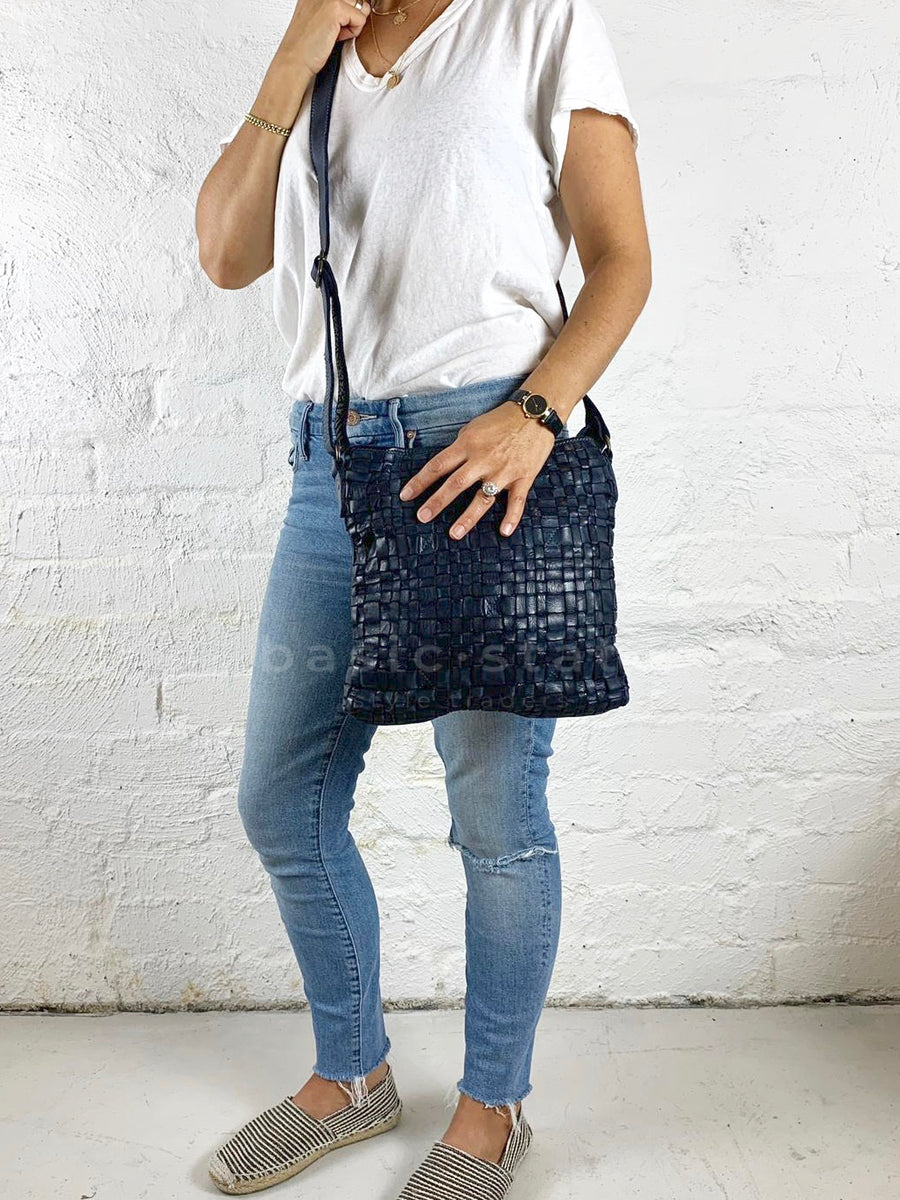 Zara woven bag cheap