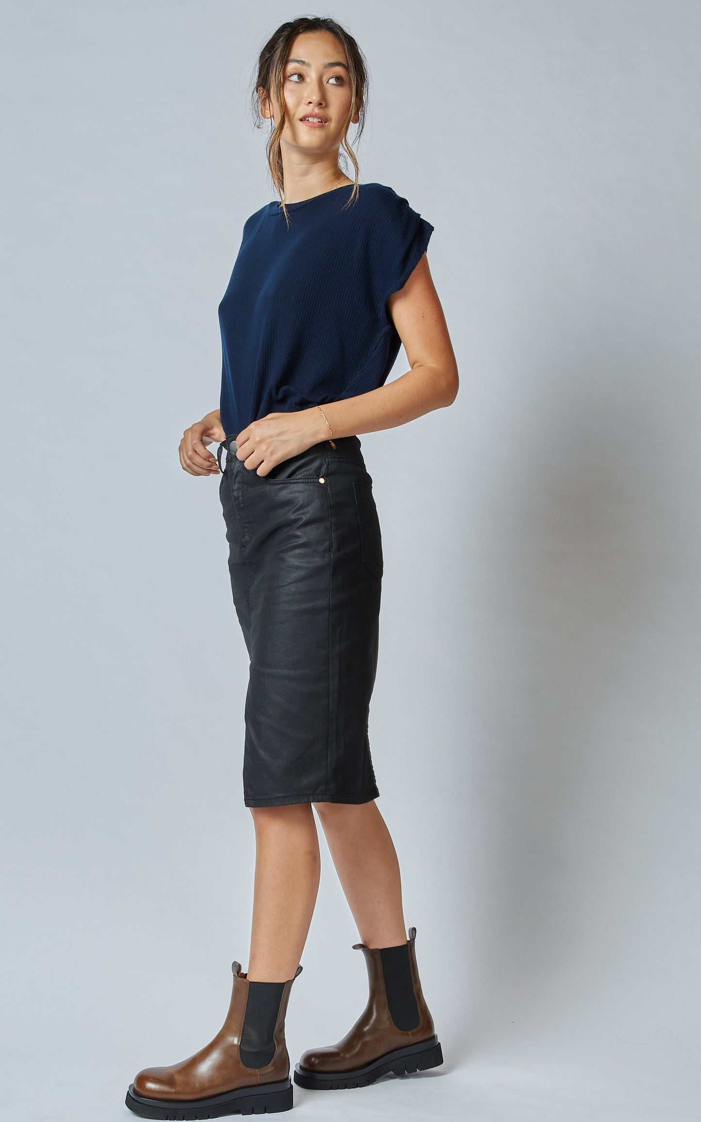 Buy Dricoper Worn Coated Denim Skirt Buy Dricoper Black denim Skirt Shop Dricoper ONLINE