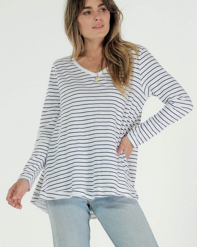 Cle Organic Cotton Harper Long Sleeve Tee - Basic State Cle Stockist CLE ORGANIC CLOTHING CLE CLOTHING CLE ORGANIC ESSENTIALS BASIC STATE AUSTRALIAN STOCKIST HARPER LONG SLEEVE TSHIRT HARPER LONG SLEEVE TEE BASIC STATE CLE AUSTRALIAN STOCKIST Cle Harper Long Sleeve Tee - Cle Organic Clothing Australian Stockist - Basic State