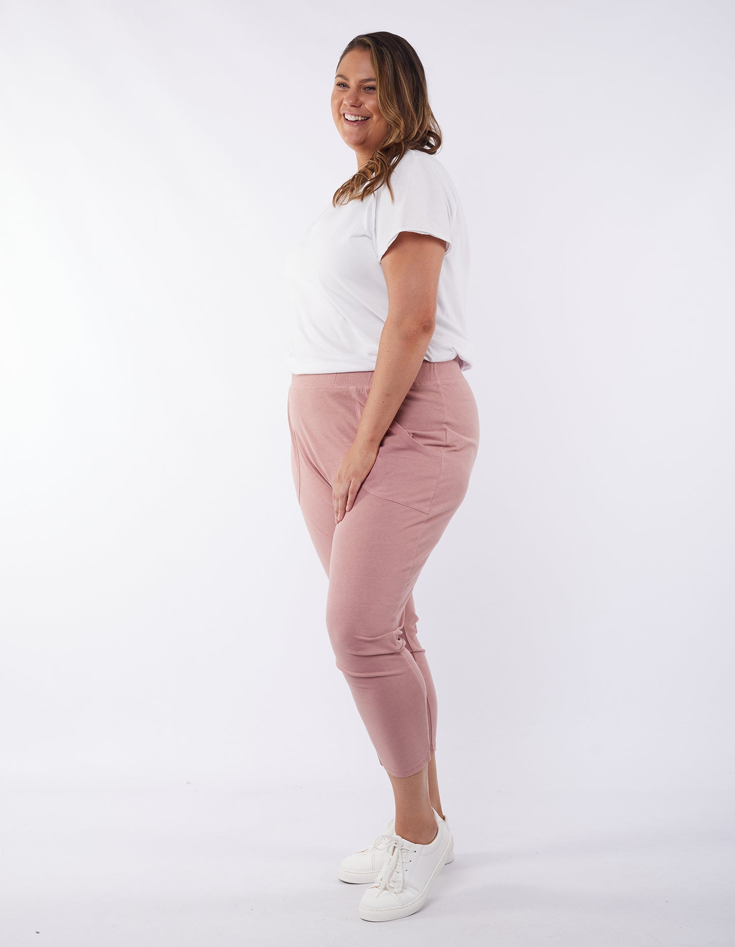 shop Elm Embrace Weekender Pants Pink, Elm Weekender lounge Pants, Elm Plus Size Lounge Pants Rose