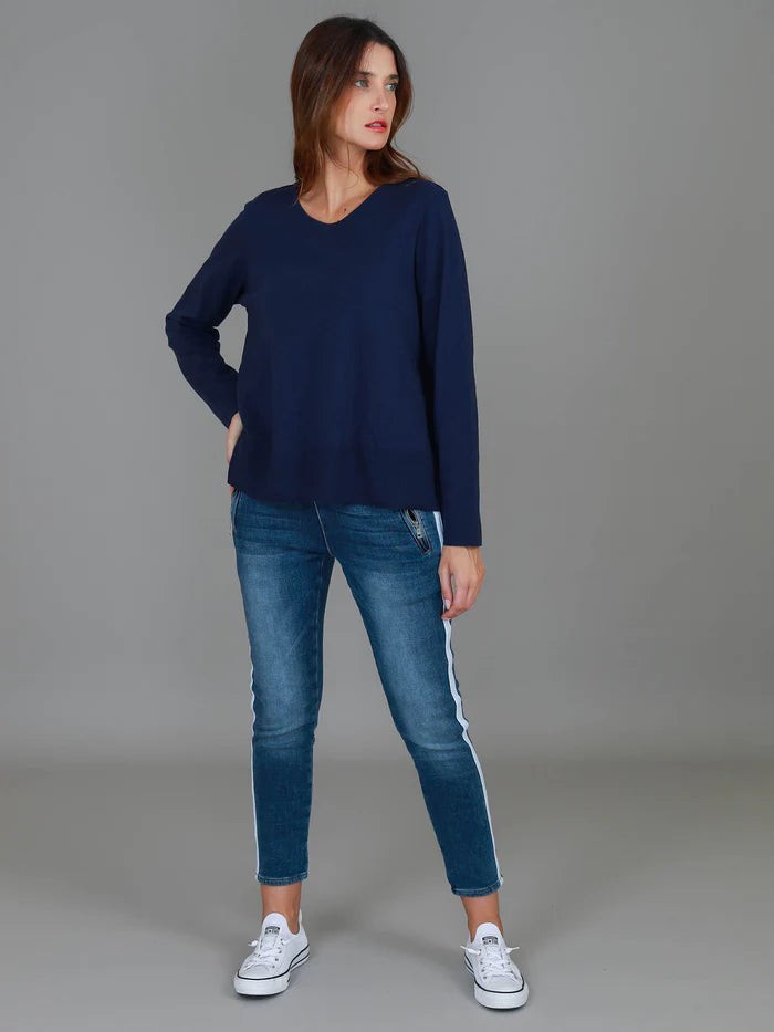 Sonya Long Sleeve Cropped Hip-Length T-Shirt
