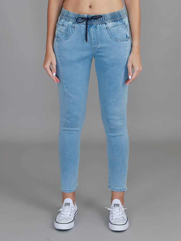 Margot Jogger Drawstring Jeans (Plus Size)