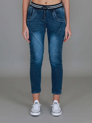 Mia Jogger Jeans - Blue Wash