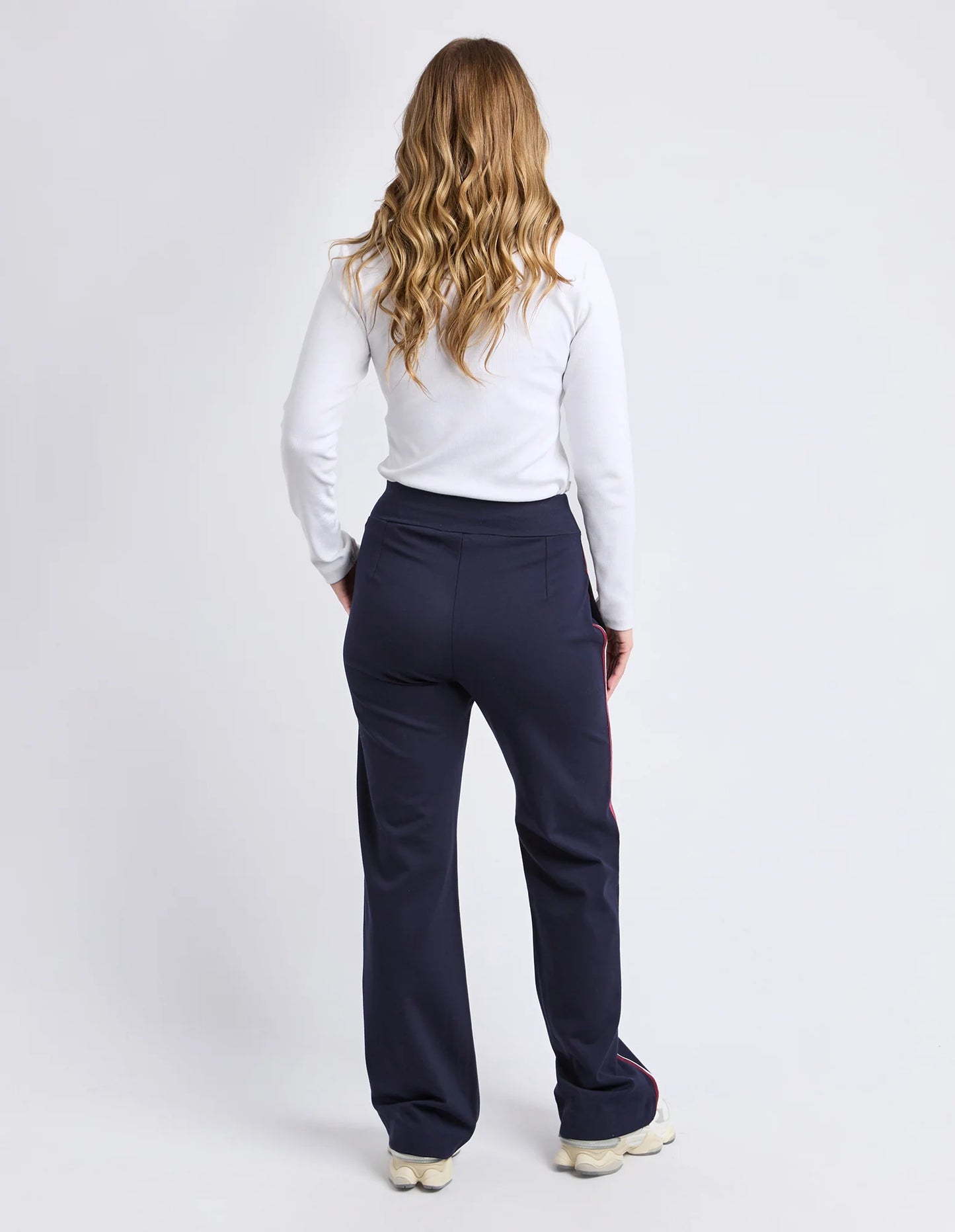 London Straight Leg Ponte Pant