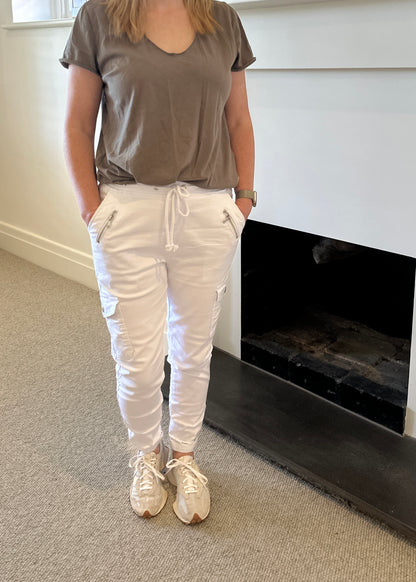 Plus Size || Joey Joggers - White