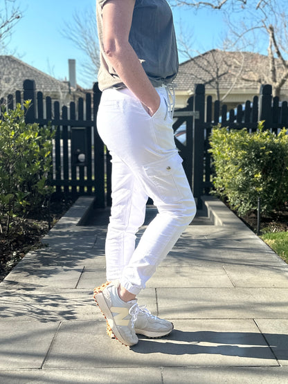 Plus Size || Joey Joggers - White
