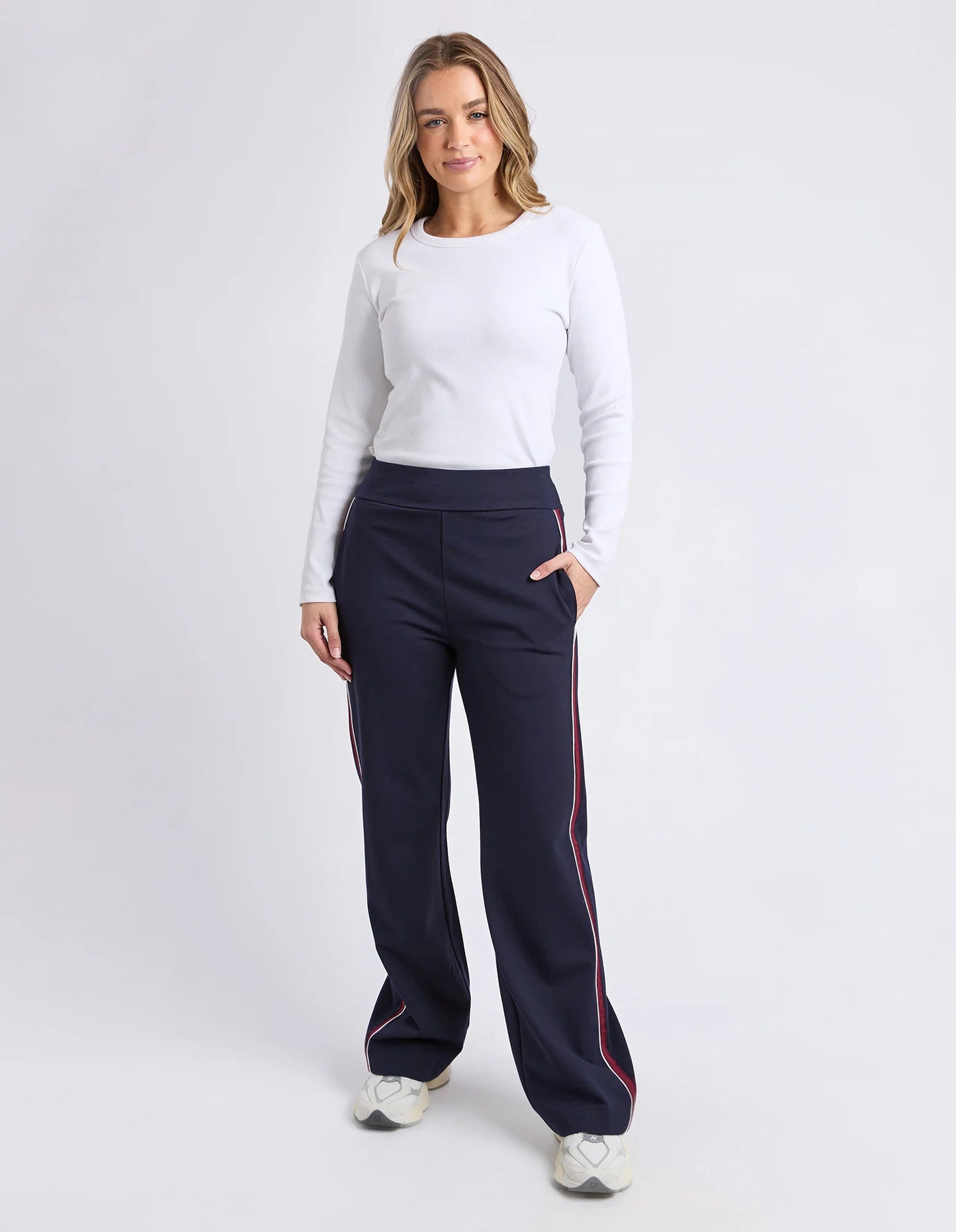 London Straight Leg Ponte Pant