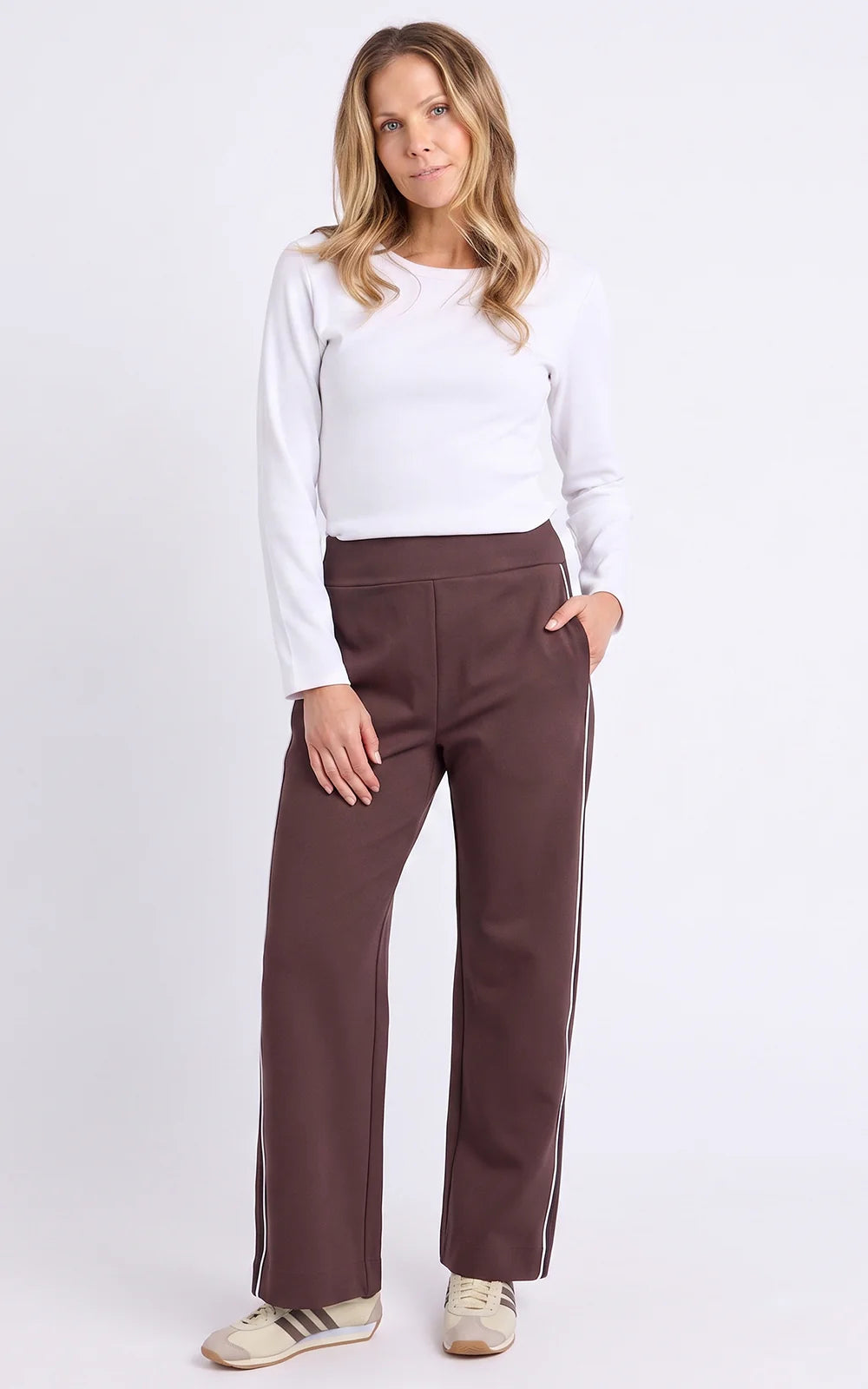 London Straight Leg Ponte Pant
