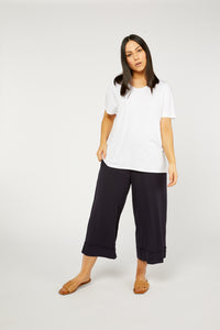 Ivy_Swing_Tee_tani_basic_state_WHITE