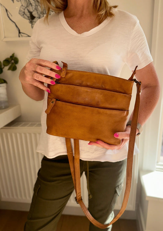 Shop Maggie Leather Bag, Buy Maggie Leather Handbag, Maggie Rugged Hide Maggie Tan, Maggie Cognac Leather Bag, Rugged Hide Stockists, Rugged Hide Sale