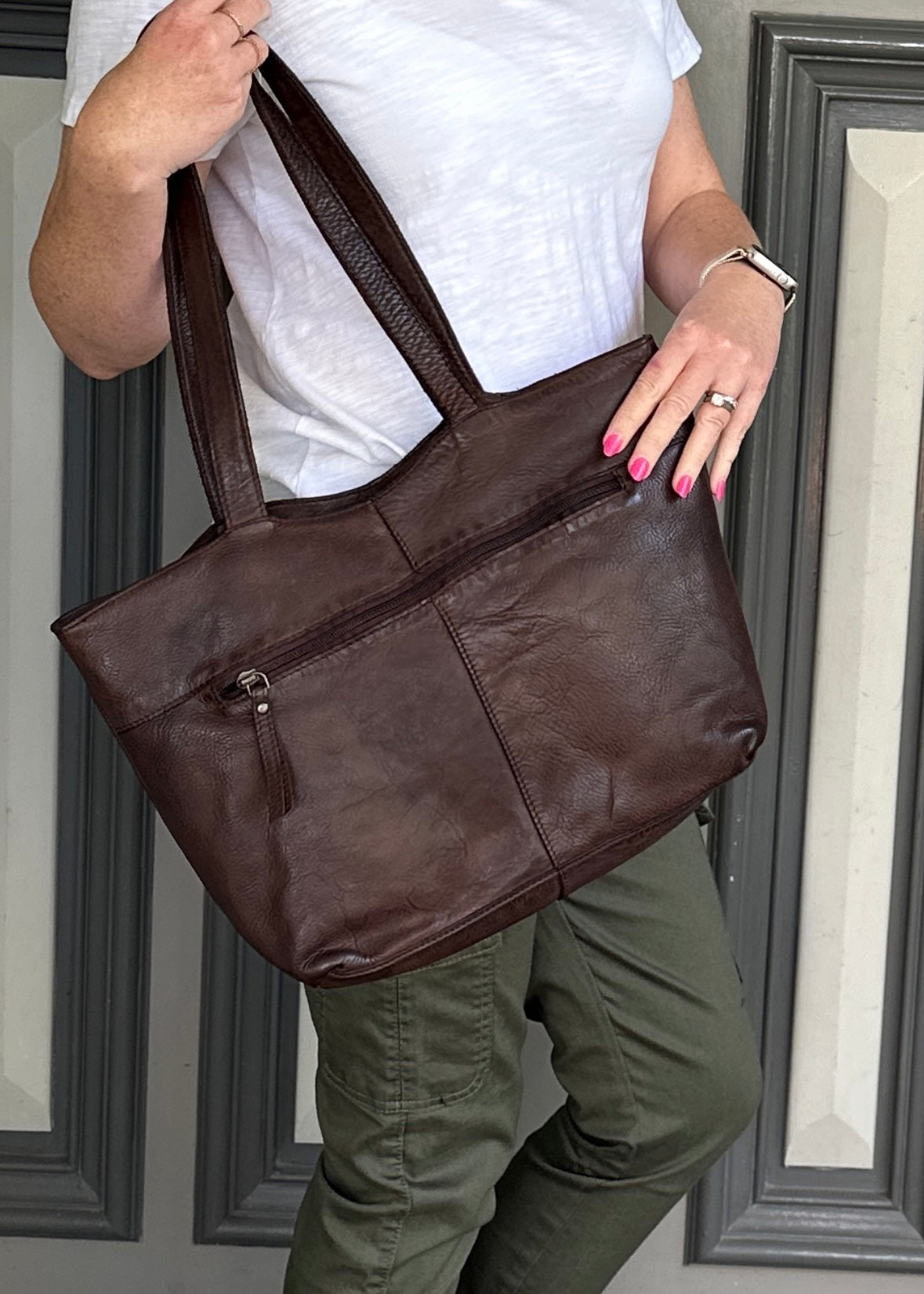 Basic Handbag Women's Leather Designer Tote | Handbag | Rugged Hide | Eden – Basic State