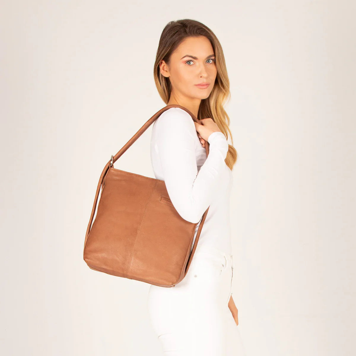 Basic Handbag Indiana Large Leather Convertible Handbag Backpack – Basic State