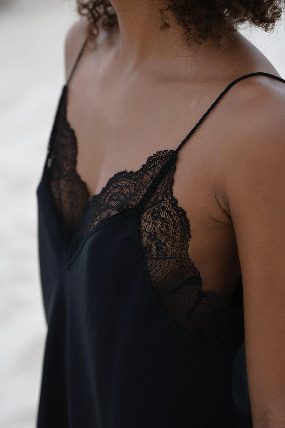 Women's bias cut silk camisole with lace trim black