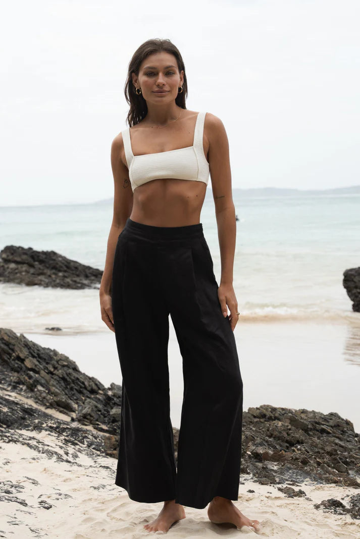 Ivy Crop Linen Pants with elastic waistband
