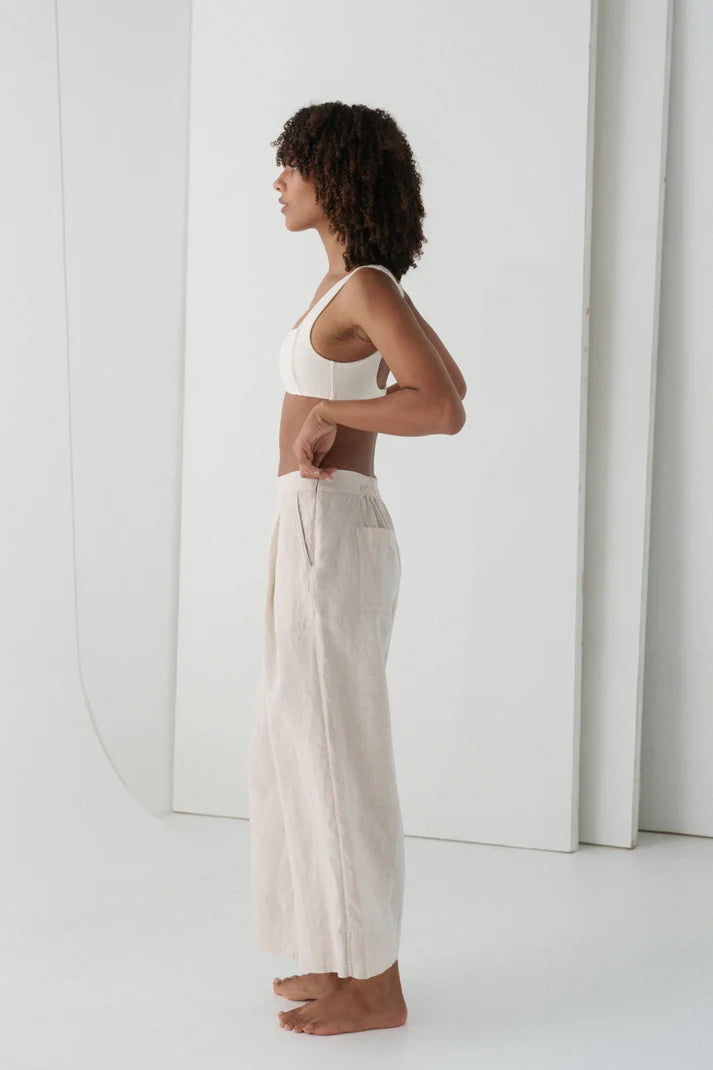 Lilly Pilly wide leg linen pants styled for summer side detail oatmeal