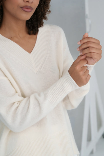 June V Neck Cashmere Knit