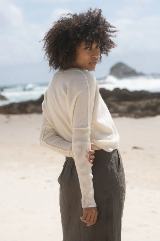 Womens Lilly PIlly Miri Cashmere Knit in ivory back