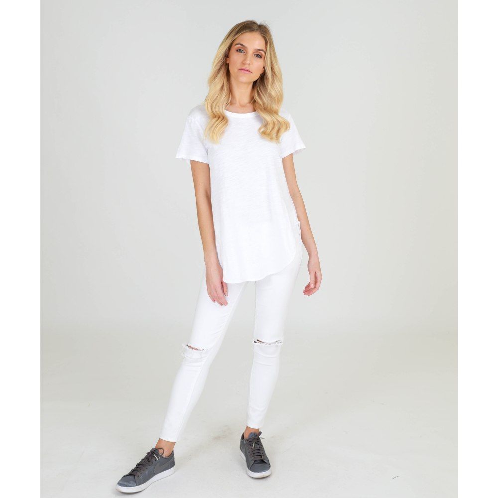 3rd Story Elwood Tee @ Basic State Simple white Tee