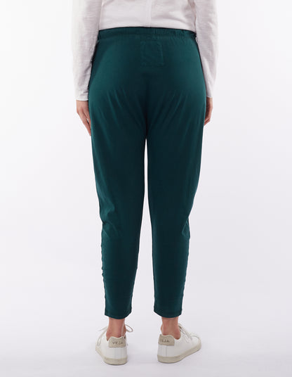 Shop Elm Weekender Pants Forest Green, Shop Elm Weekender Drop Pants Dark Green 