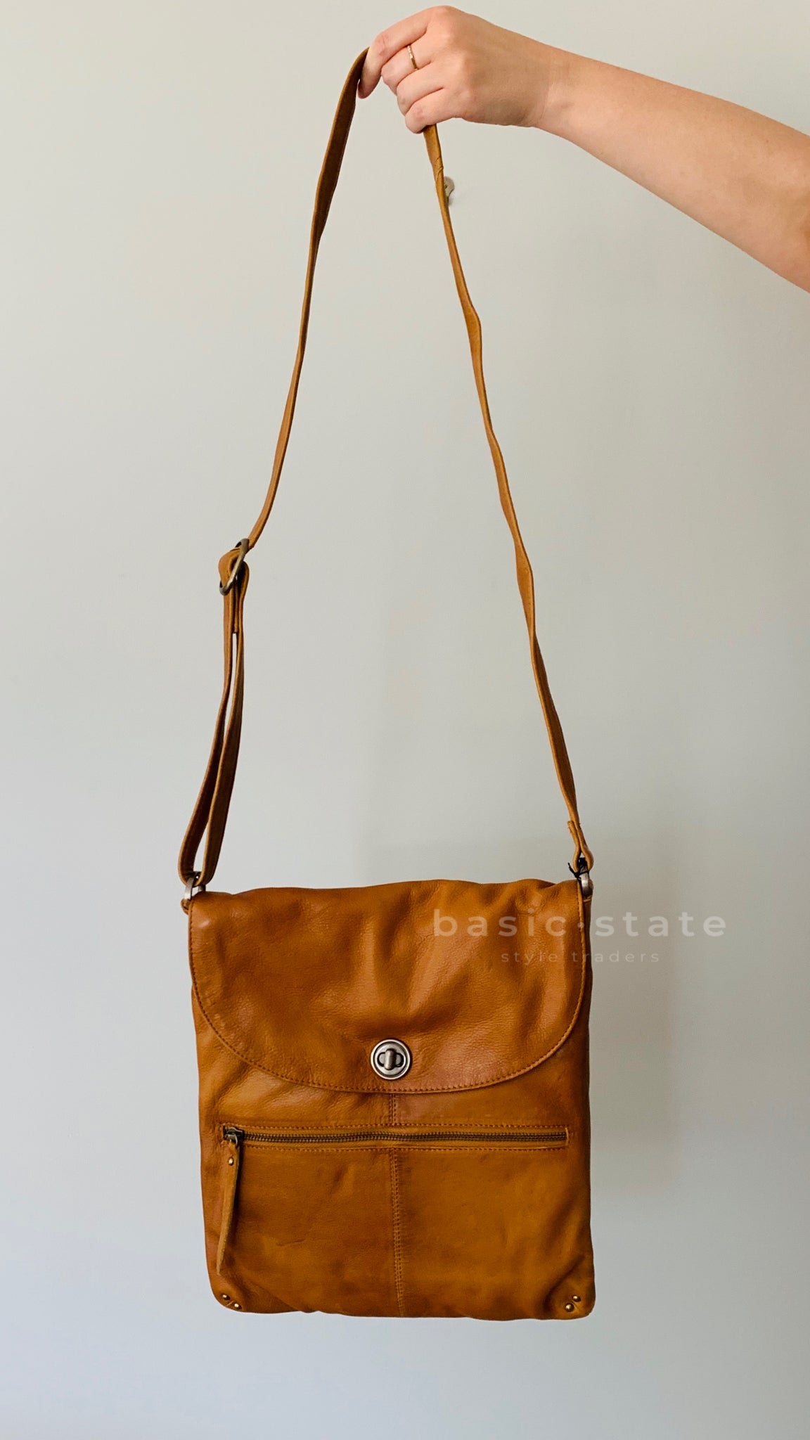 Buy Rugged Hide Sale Bianca Leather BAg Rugged Hide Bianca Cross Body Leather Bag Basic State Style Traders Australian Rugged Hide Stockist 