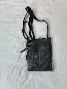 Shop Rugged Hide Wendy Leather Bag in Black Leather Basic State