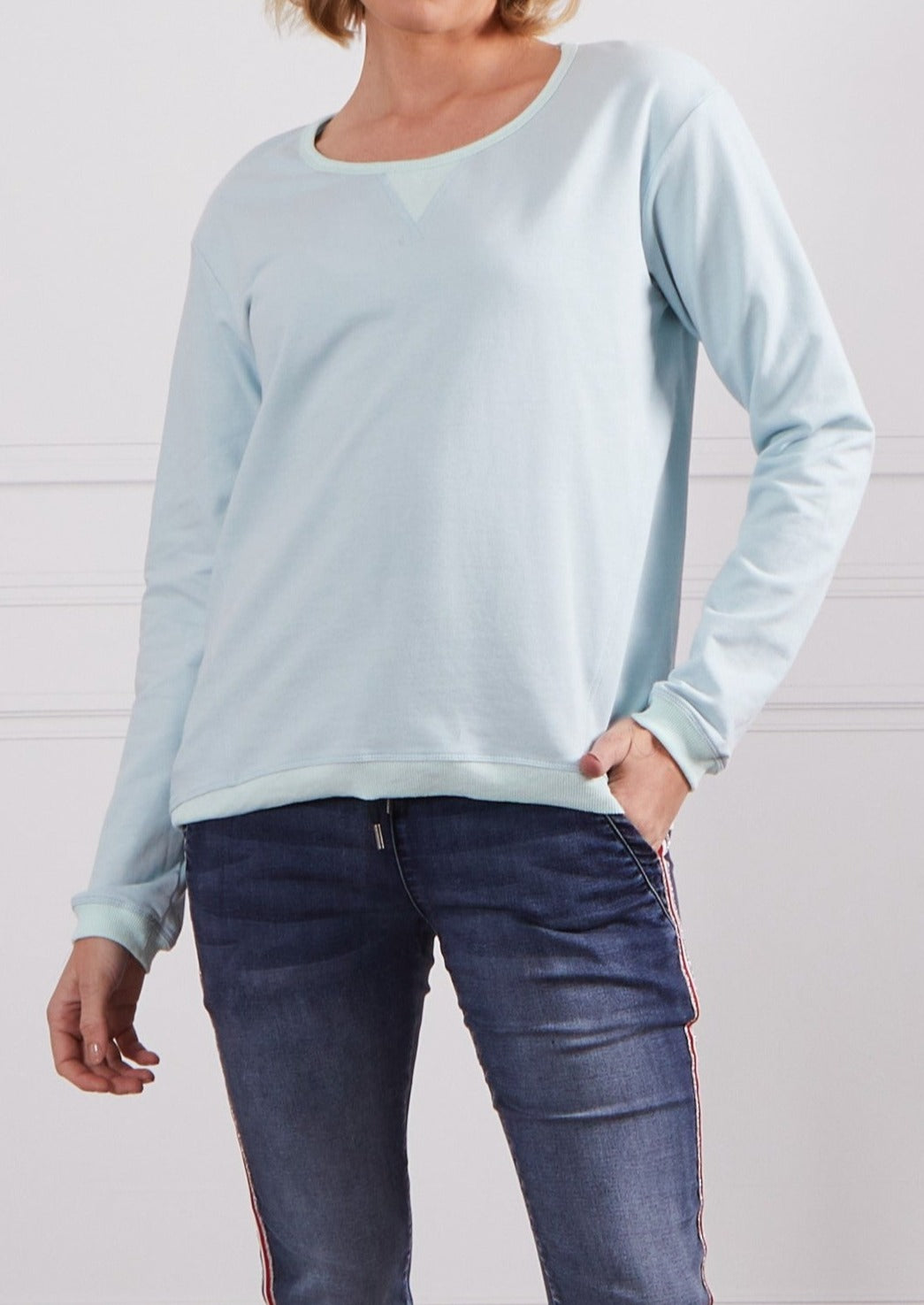 G7 Organic Cotton Clothing, g7 organic cotton basics stockists, Shop G 7 Organic Cotton Basics online, shop Cle organic Basics, Buy g7 Aki Jumper Ice Blue